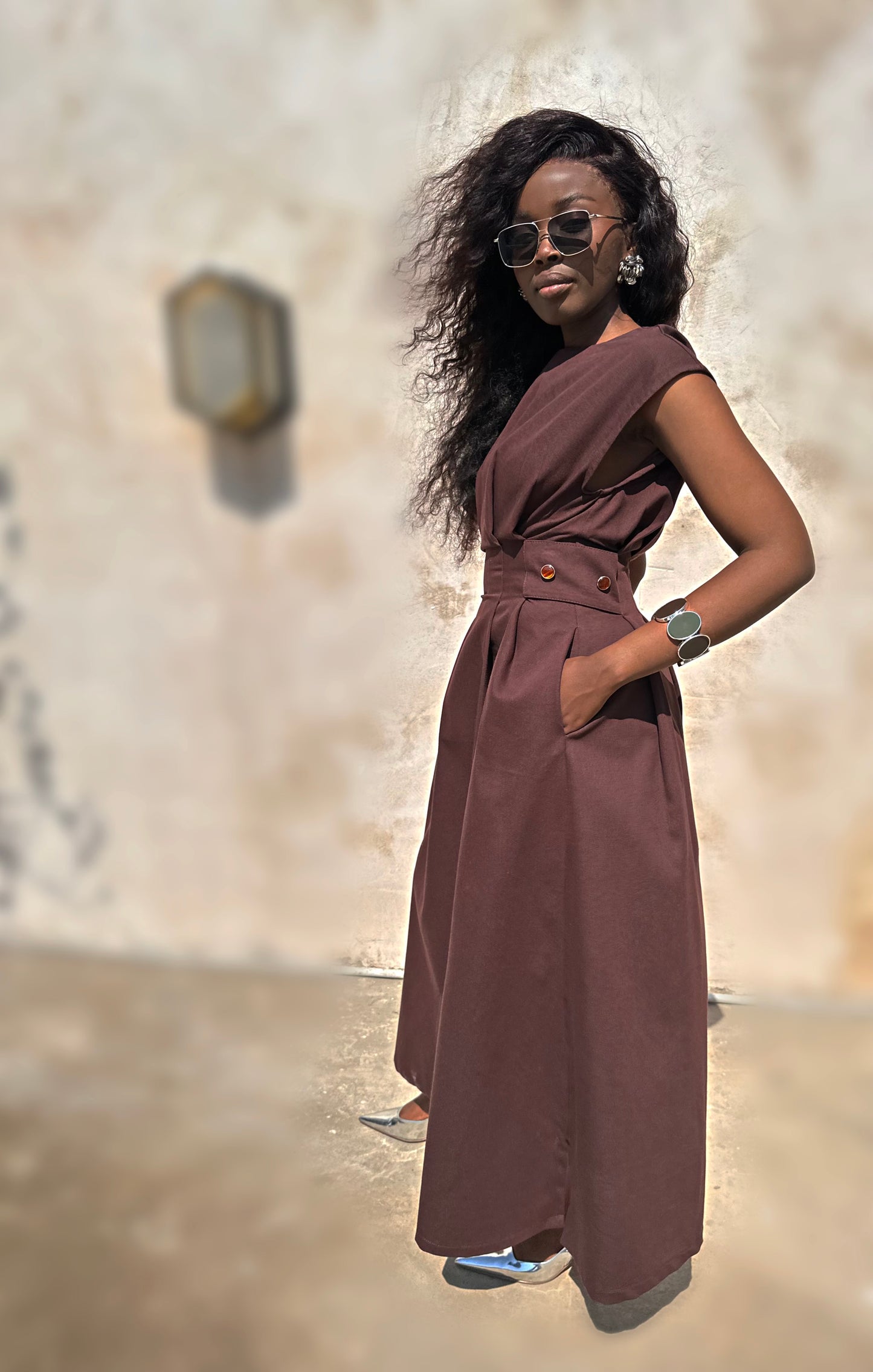 BROWN MIDI DRESS