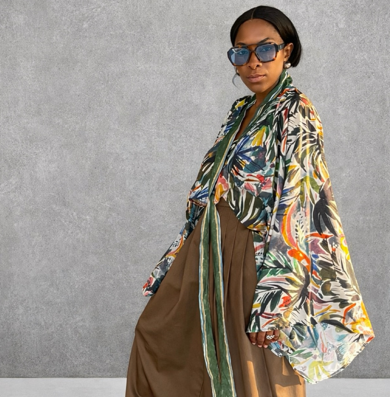 TROPICAL CROP BLOUSE