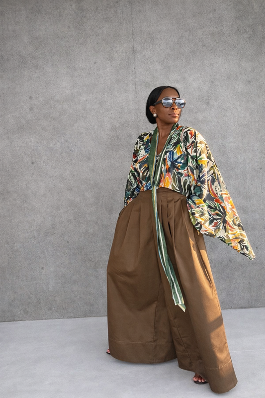 TROPICAL CROP BLOUSE